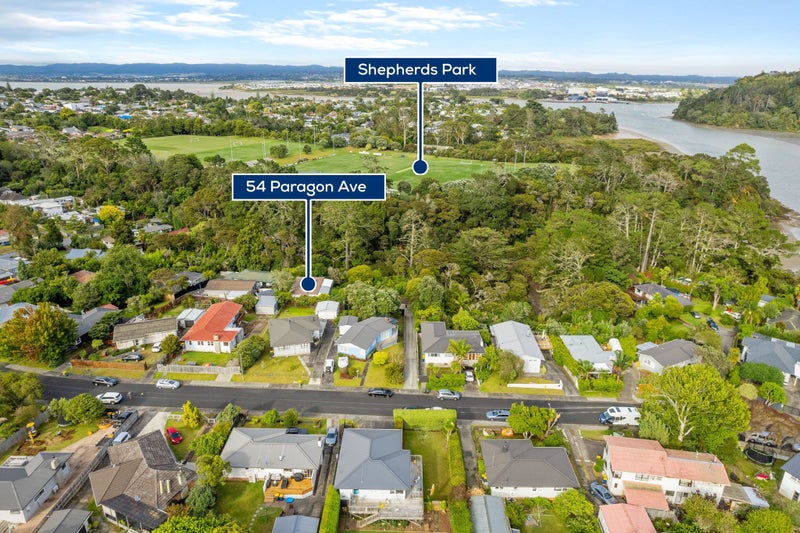 54 Paragon Avenue, Beach Haven, Auckland - Carousel 18