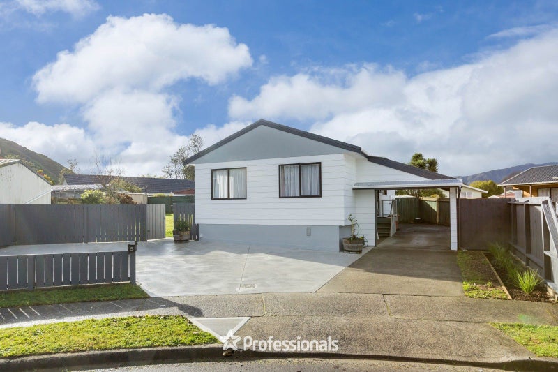 5 Tulsa Grove, Totara Park, Upper Hutt - Carousel 1