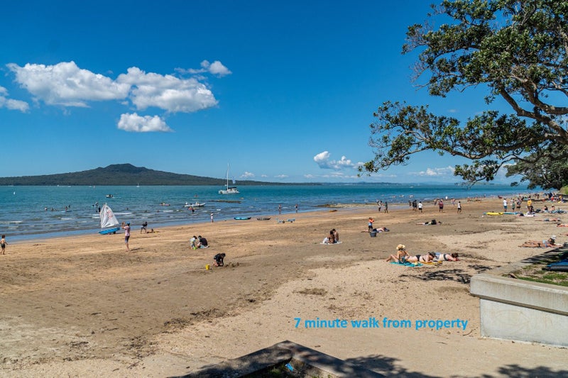 7/77 Old Lake Road, Narrow Neck, Auckland - Carousel 2