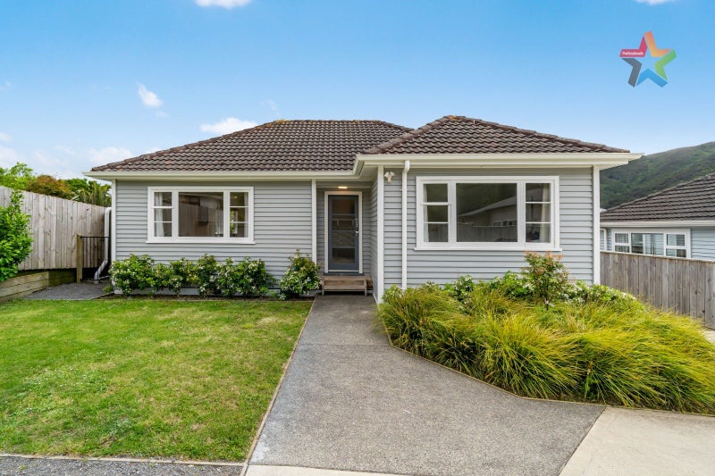 110B Wellington Road, Wainuiomata, Lower Hutt - Carousel 1