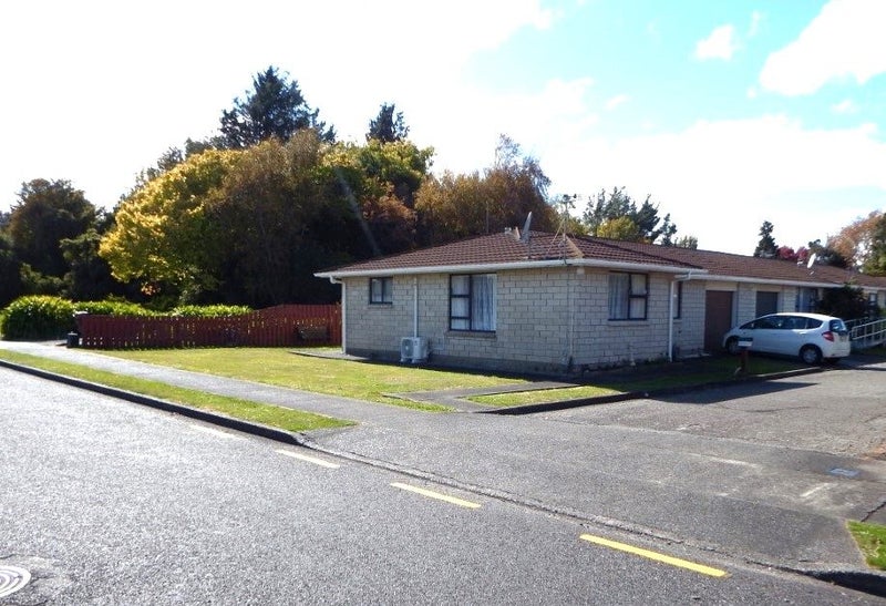 3 Totara Street, Marton, Marton - Carousel 18