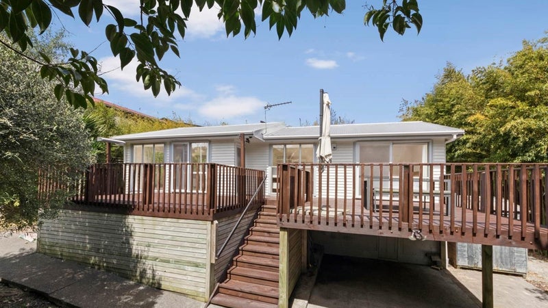 28 Wingate Street, Avondale, Auckland - Carousel 1
