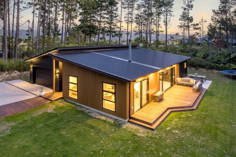 58 Crest Road, Akatarawa, Upper Hutt - Carousel 1