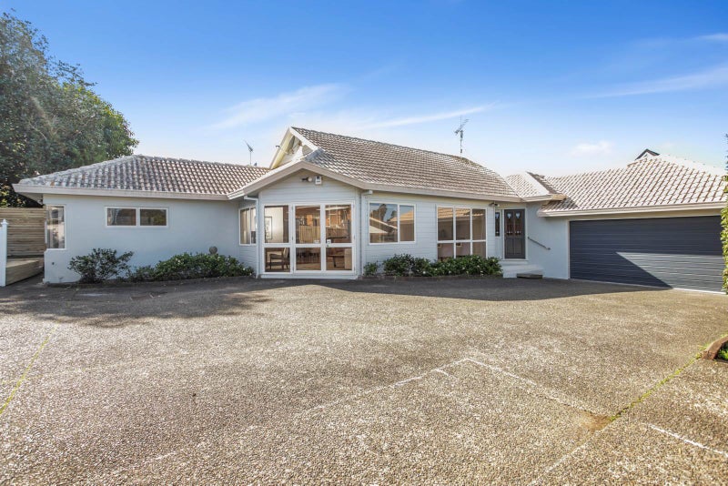 2/0 Campbell Road, One Tree Hill, Auckland - Carousel 1