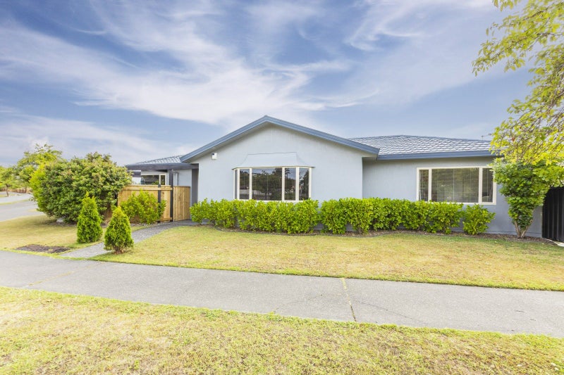 91B Kensington Drive, Taradale, Napier - Carousel 1