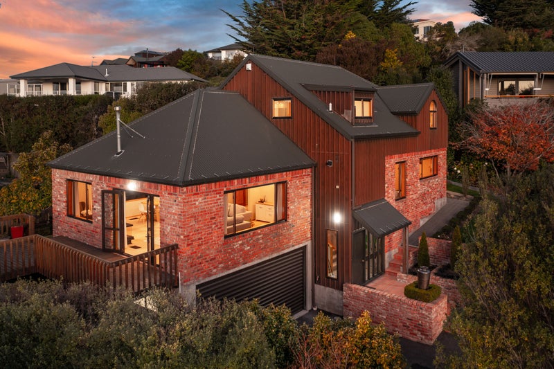 9 Amherst Place, Cashmere, Christchurch - Carousel 1