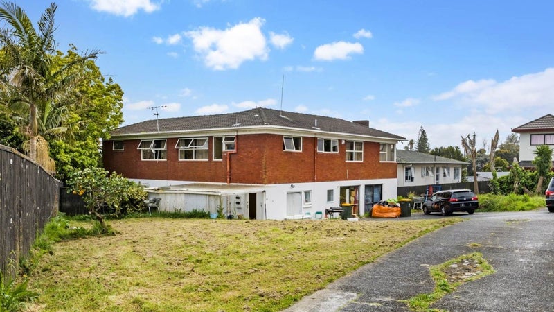 50 Marriott Road, Pakuranga, Auckland - Carousel 1