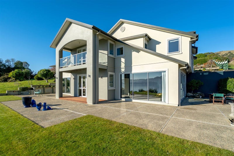 7 Camp Street, Broad Bay, Dunedin - Carousel 2