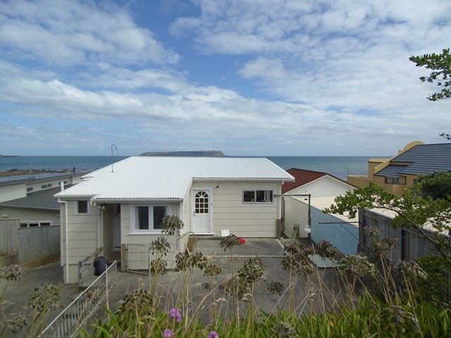 15 Sunset Parade, Plimmerton, Porirua - Carousel 2