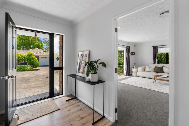 23 Merlot Heights, Huapai, Kumeū - Carousel 2