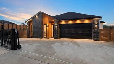 2 Barrel Crescent, Swanson, Auckland - Carousel 1
