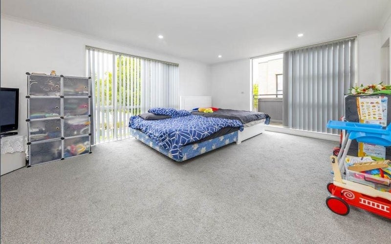 37 Popokatea Drive, Takanini, Auckland - Carousel 2