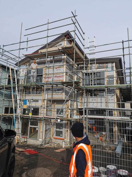 15 Houhora Street, Westgate, Auckland - Carousel 2