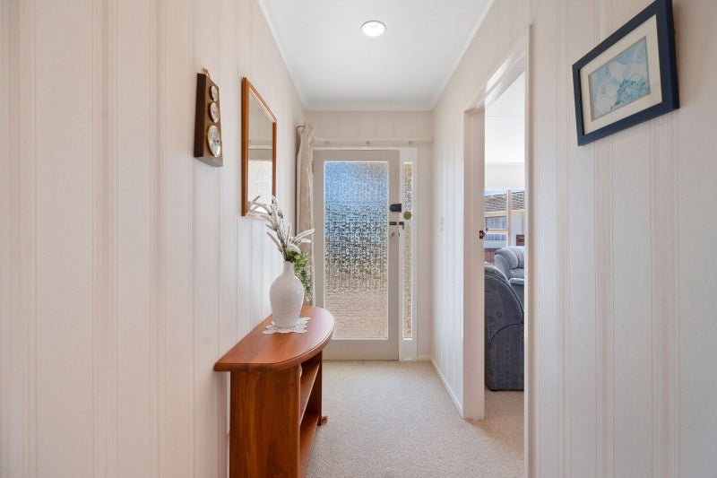 18 Palliser Place, Milson, Palmerston North - Carousel 2