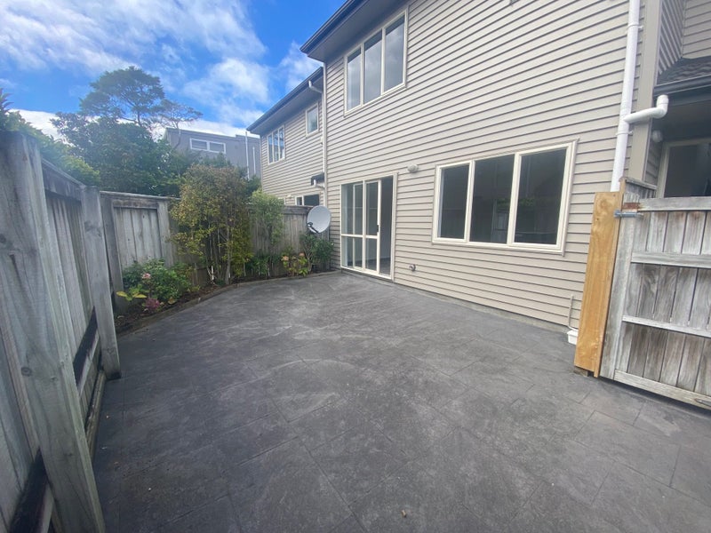 10E Trafalgar Street, Johnsonville, Wellington - Carousel 11