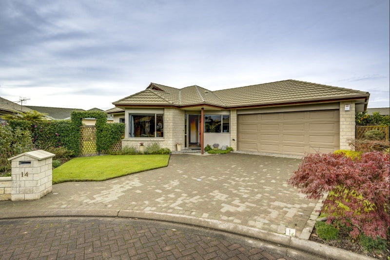 14 Claridge Place, Taradale, Napier - Carousel 2