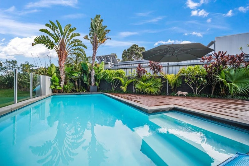 21 Raymond Street, Point Chevalier, Auckland - Carousel 20