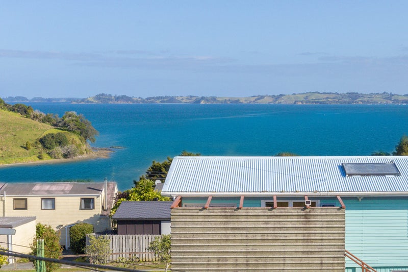 12 Kookaburra Drive, Warkworth - Carousel 1