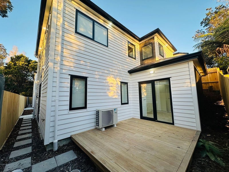 27E Lynbrooke Avenue, Blockhouse Bay, Auckland - Carousel 2