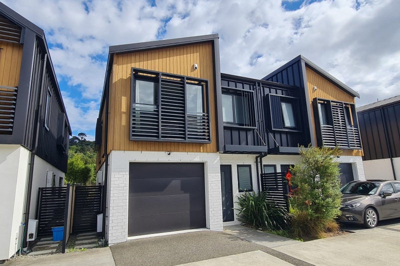 13 Te Ara o Maraenuku, Boulcott, Lower Hutt - Carousel 1