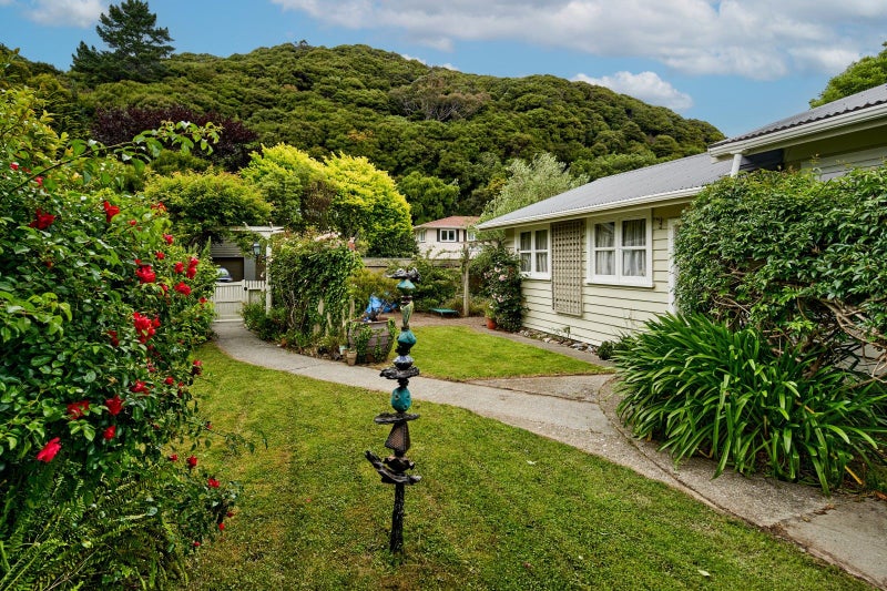 42 Cleary Street, Waterloo, Lower Hutt - Carousel 2