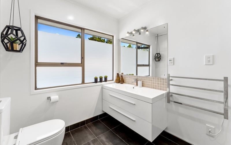 6 Fitzpatrick Place, Chatswood, Auckland - Carousel 24