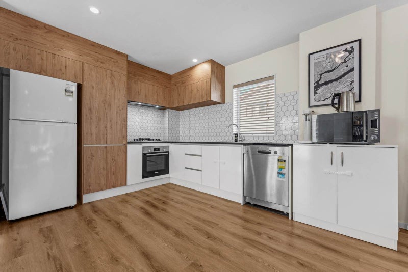 45C Rangeview Road, Sunnyvale, Auckland - Carousel 2