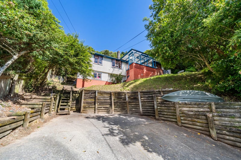 11 Hill Grove, Naenae, Lower Hutt - Carousel 2