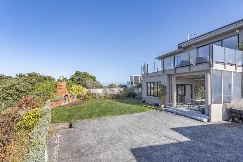 40 Seatoun Heights Road, Seatoun, Wellington - Carousel 2