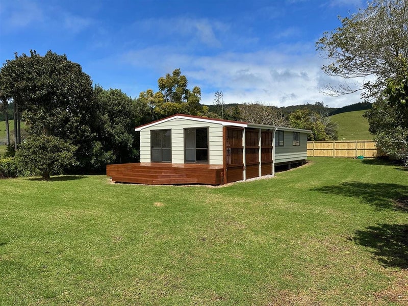 1469 Clevedon Kawakawa Road, KAWAKAWA BAY, PAPAKURA - Carousel 1