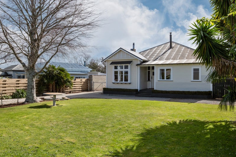 122 Fox Street, Whataupoko, Gisborne - Carousel 1