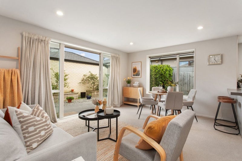 3/70 Saint Martins Road, Saint Martins, Christchurch - Carousel 1