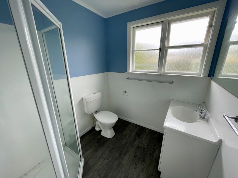 33 Routley Crescent, Elderslea, Upper Hutt - Carousel 11