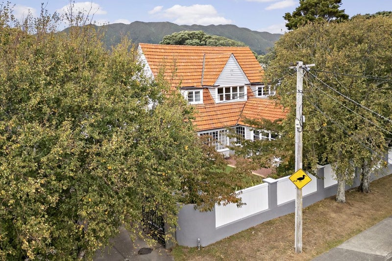 34 Penrose Street, Woburn, Lower Hutt - Carousel 2