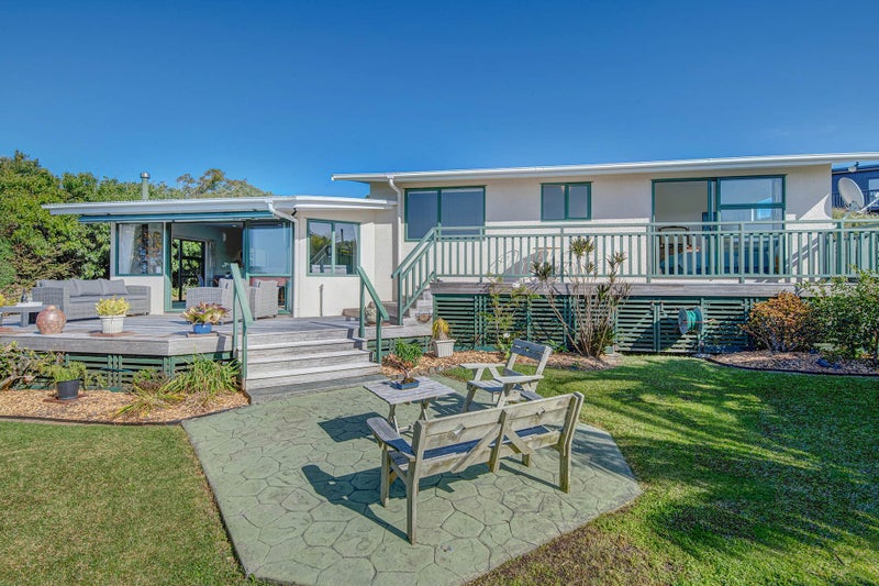 525 Mahurangi East Road, Algies Bay, Warkworth - Carousel 1