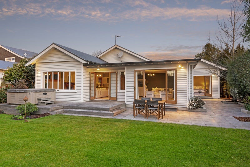 15 Peel Street, Strowan, Christchurch - Carousel 1