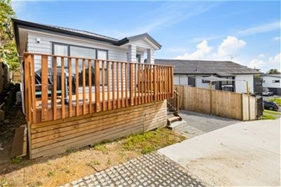 8A Clearview Heights, Ranui, Auckland - Carousel 2