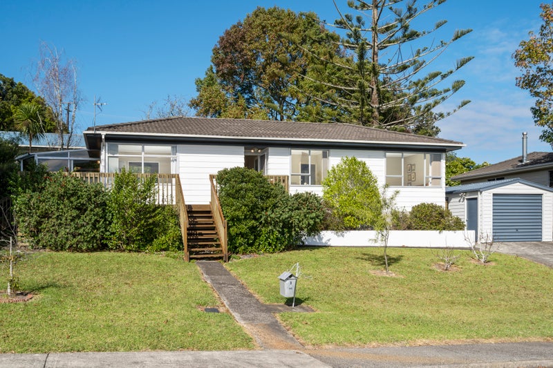 3 Terra Nova Street, Glen Eden, Auckland - Carousel 1