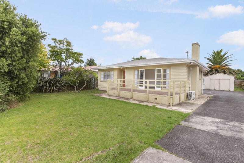 37 Tamatea Avenue, Point England, Auckland - Carousel 2