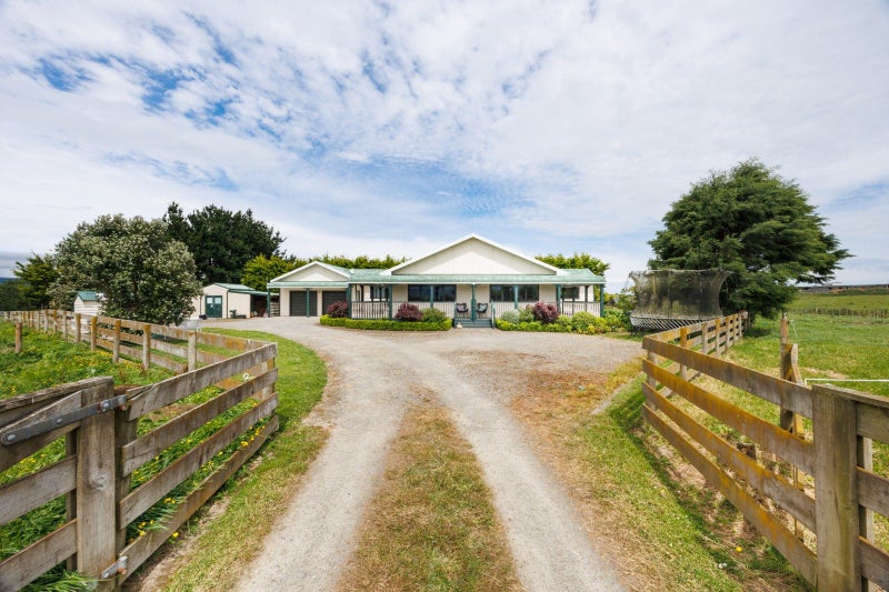 65 Harrisons Line, Ashhurst, Palmerston North - Carousel 28