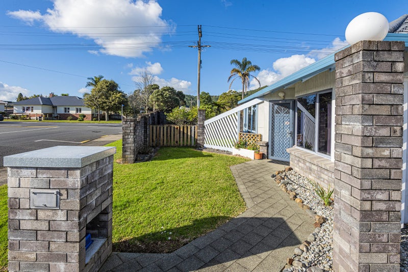 1 Wrack Street, Kensington, Whangarei - Carousel 22