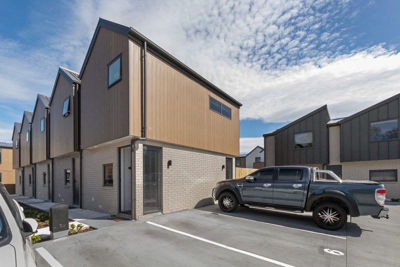 14 Dallas Lane, Caversham, Dunedin - Carousel 2