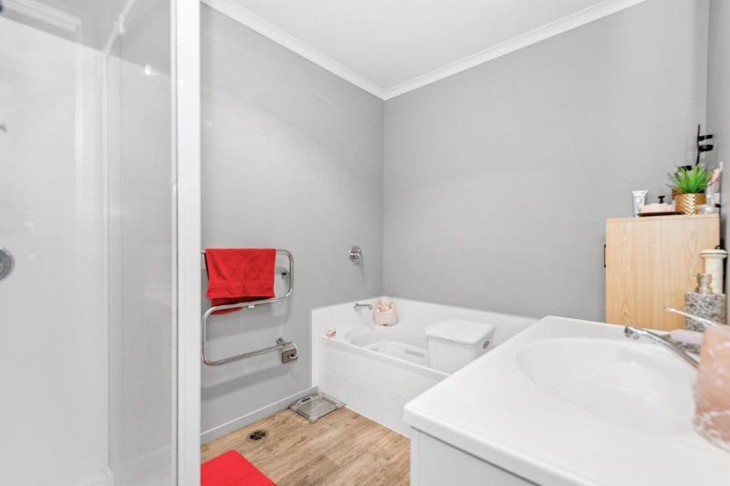 14A May Street, Hamilton East, Hamilton - Carousel 10