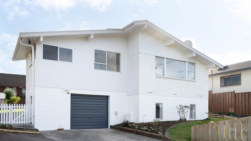 26 Lachlan Drive, Dinsdale, Hamilton - Carousel 1