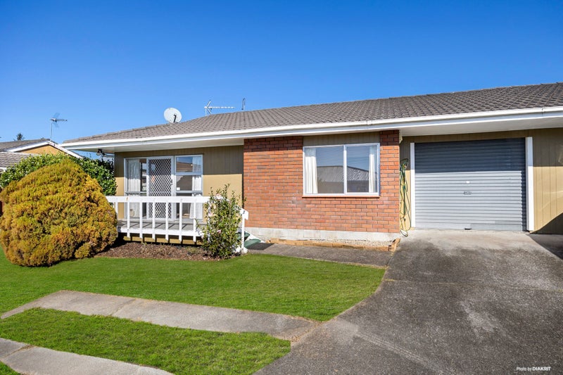 2/113 Lynwood Road, New Lynn, Auckland - Carousel 2