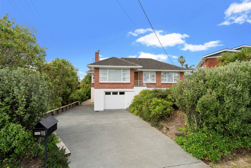 98 Coronation Road, Hillcrest, Auckland - Carousel 2
