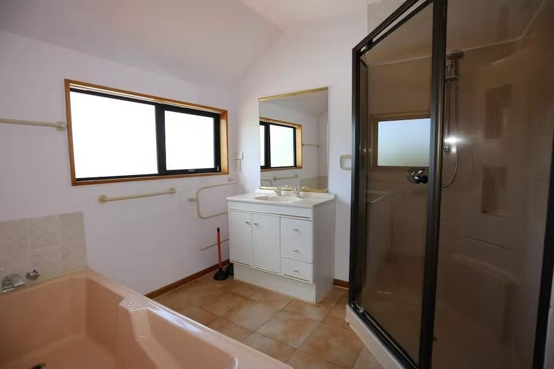 8A Craven Street, Sockburn, Christchurch - Carousel 9