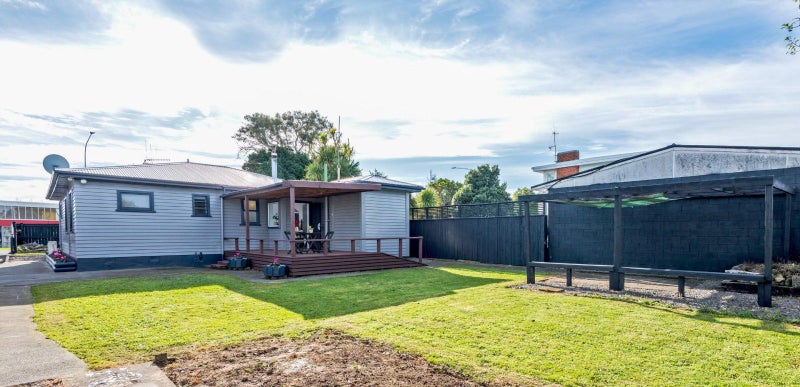 1014 Tremaine Avenue, Roslyn, Palmerston North - Carousel 13