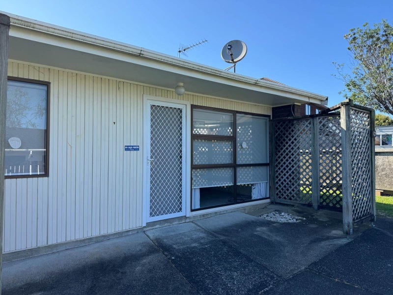 12/14 New Windsor Road, Avondale, Auckland - Carousel 1