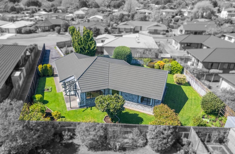14 Heihei Place, Paraparaumu - Carousel 1